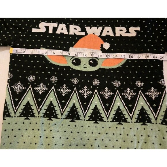 STAR WARS THE MANDALORIAN Grogu Ugly Christmas Sweater Med Child Yoda Holiday - Picture 4 of 8